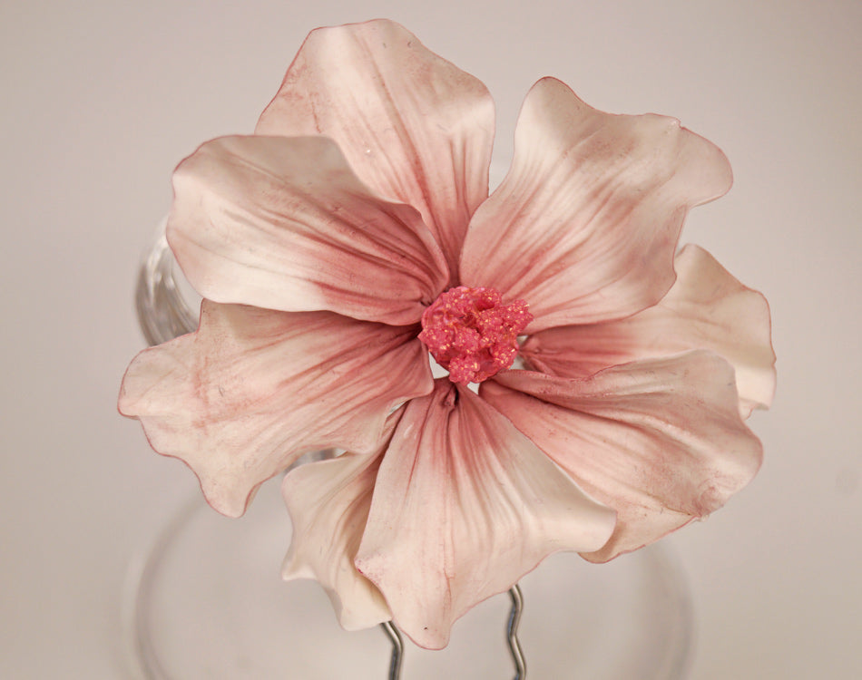Flor para tocado de novia