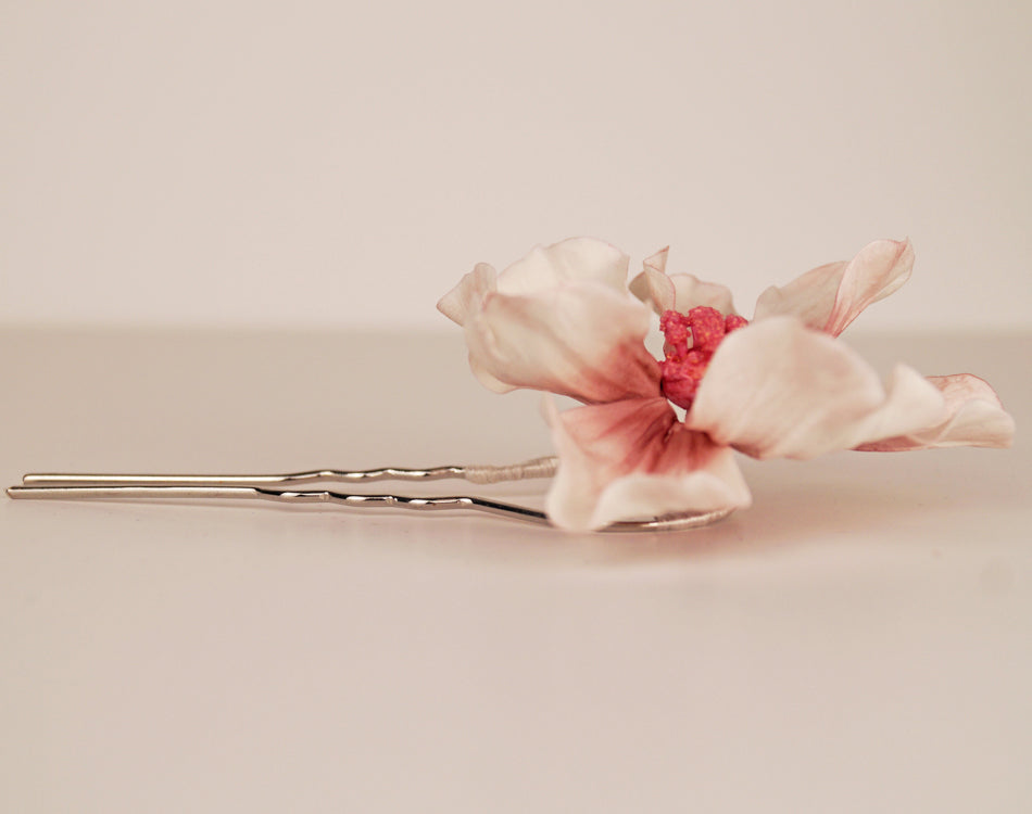 Tocados de flores para novias