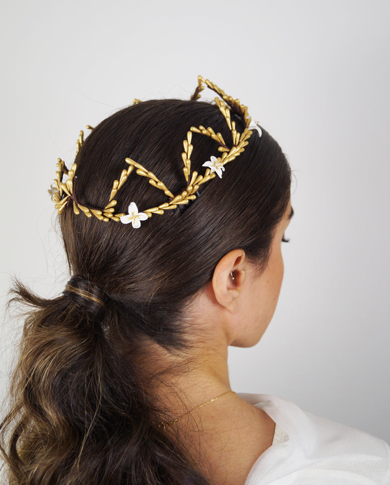 corona floral para novia