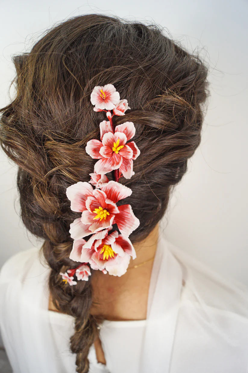 Trenza de novia con tocado