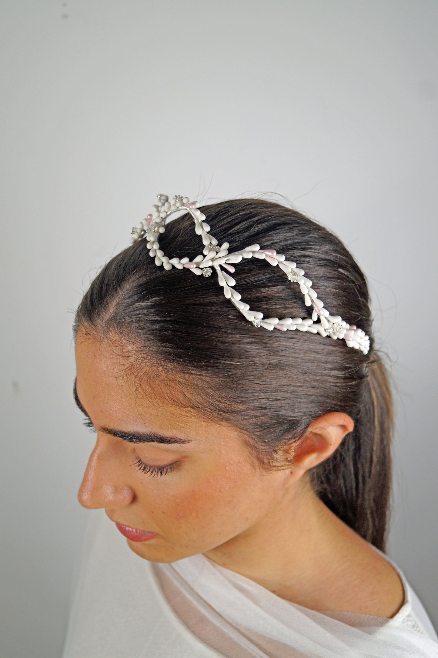 Tiara para novia. "Dora"