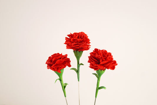 Alfiler para boda. "Clavel rojo"